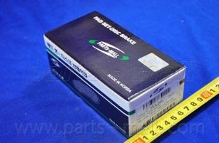 

Комплект тормозных колодок PARTS-MALL PKA003