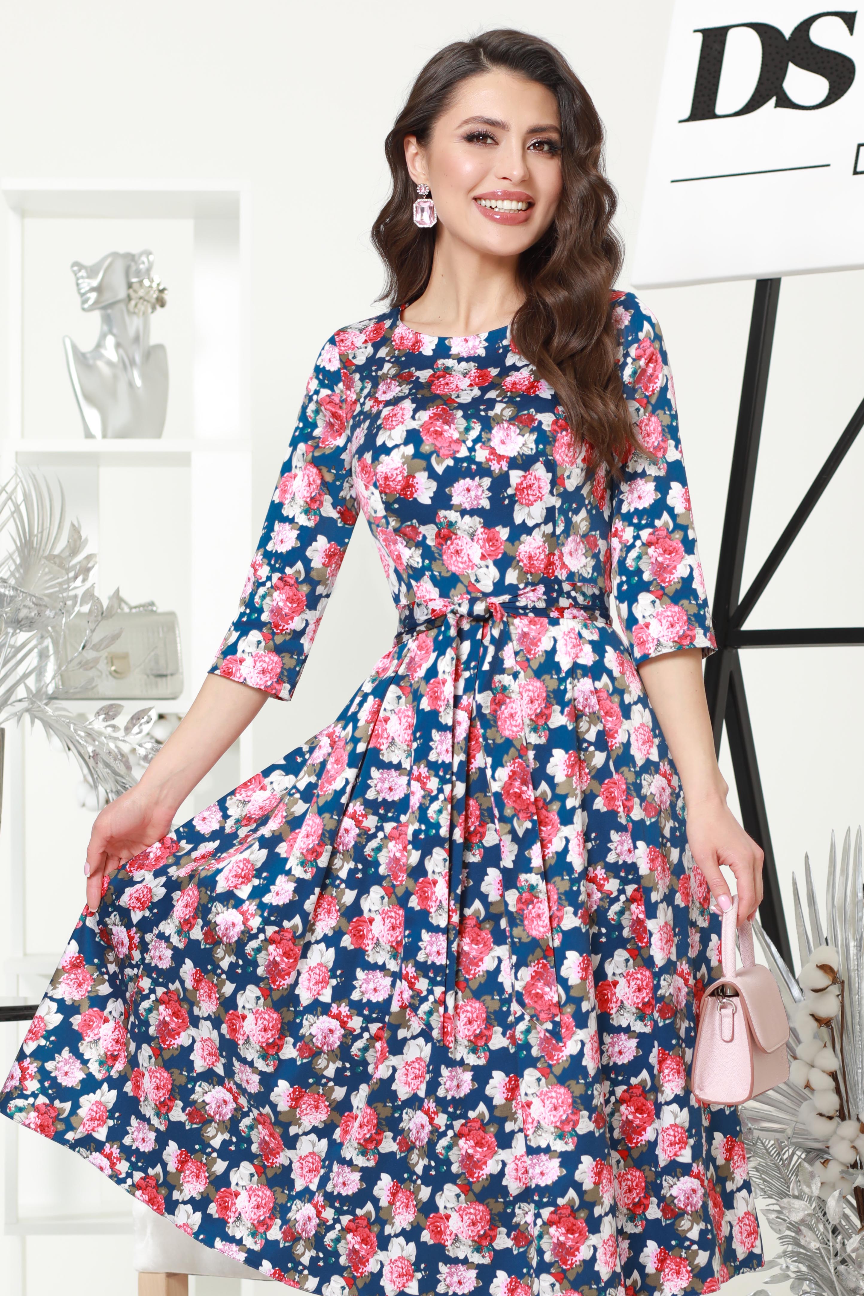 

Платье женское DSTrend П-2874 синее 52 RU, П-2874