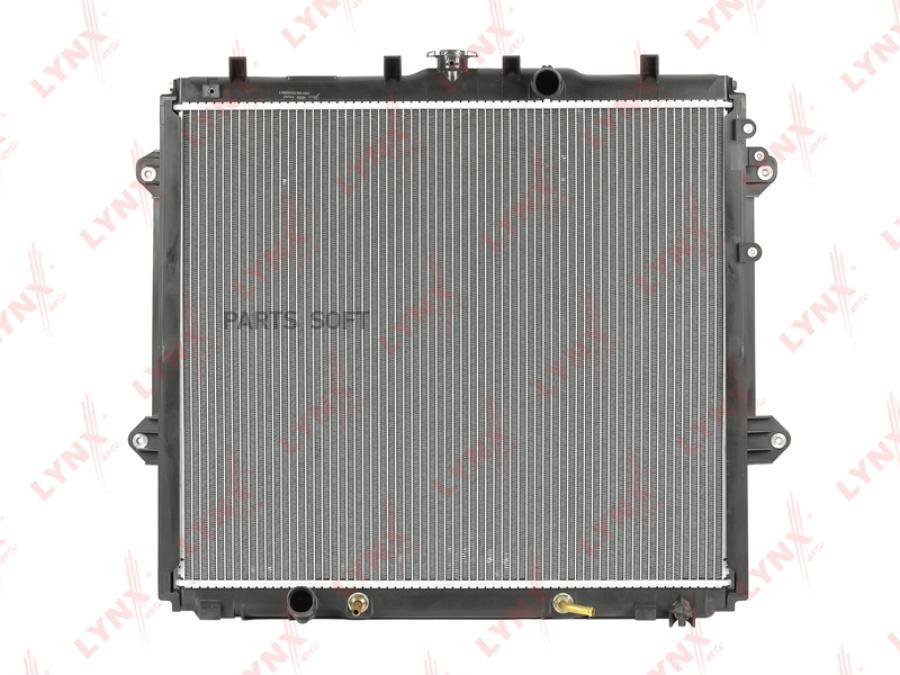 

Радиатор охлаждения двигателя LYNXauto rb1967