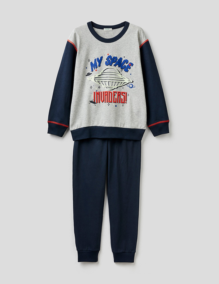 

Пижама для мальчиков Benetton цв. серый р.140, 21A_3VR50P2GI
