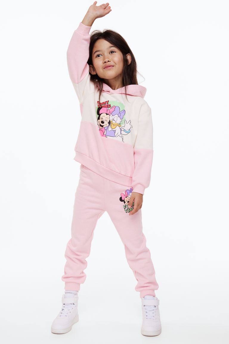 

Костюм детский H&M 1102035, цвет розовый/разноцветный, размер 116 (доставка из-за рубежа), 1102035