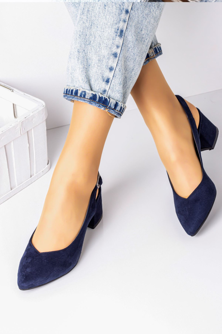 

Туфли женские Lal Shoes B689-R065 синие 40 EU (доставка из-за рубежа), B689-R065
