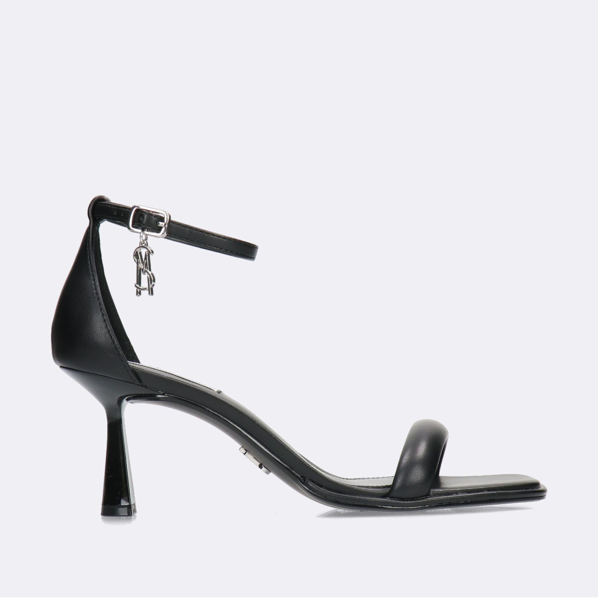 

Босоножки женские STEVE MADDEN SMSBEL-AIR-1 черные 7 US, Черный, SMSBEL