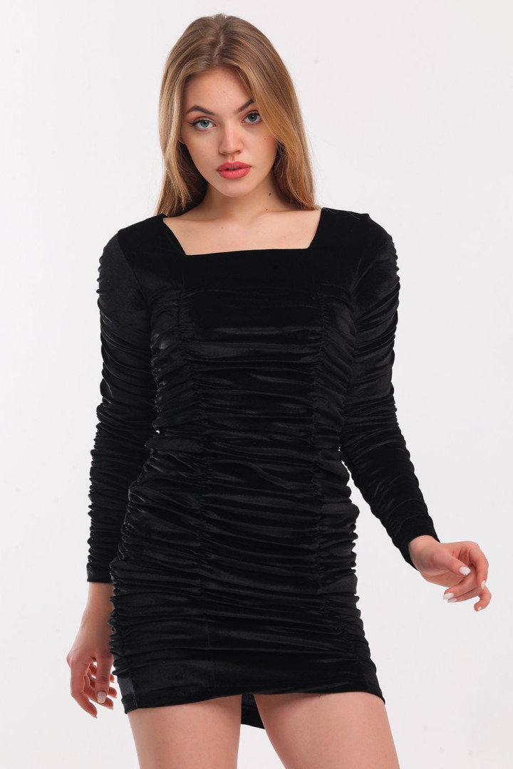 

Платье женское Sense 134646 черное 38 (товары доставляются из-за рубежа), 134646