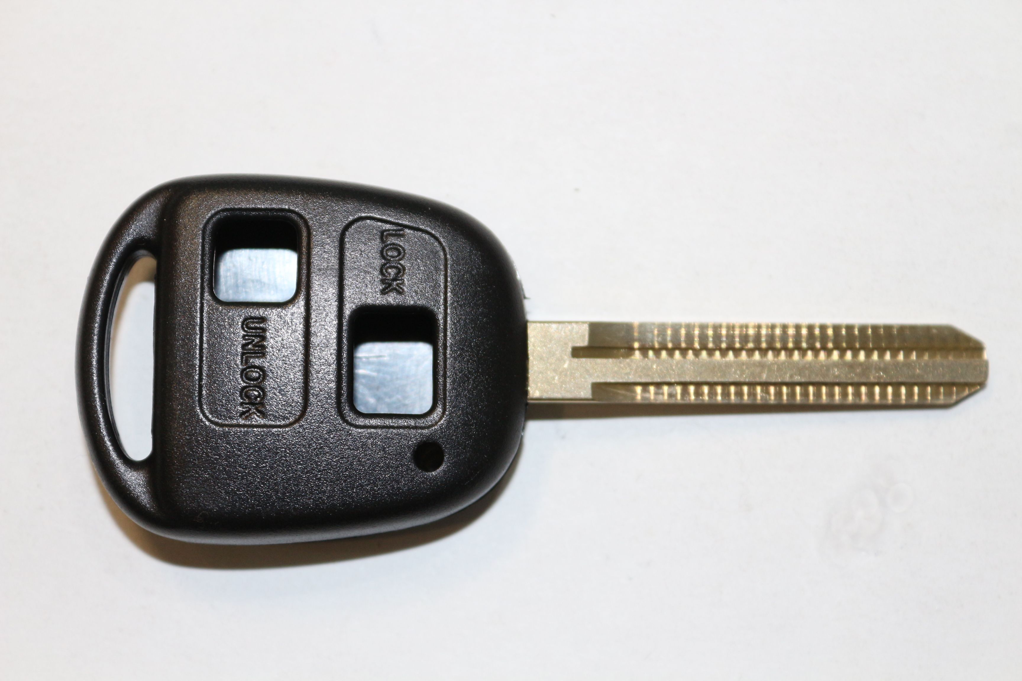 Ключ зажигания Autokey заготовка для Toyota дист. 2 кнопки