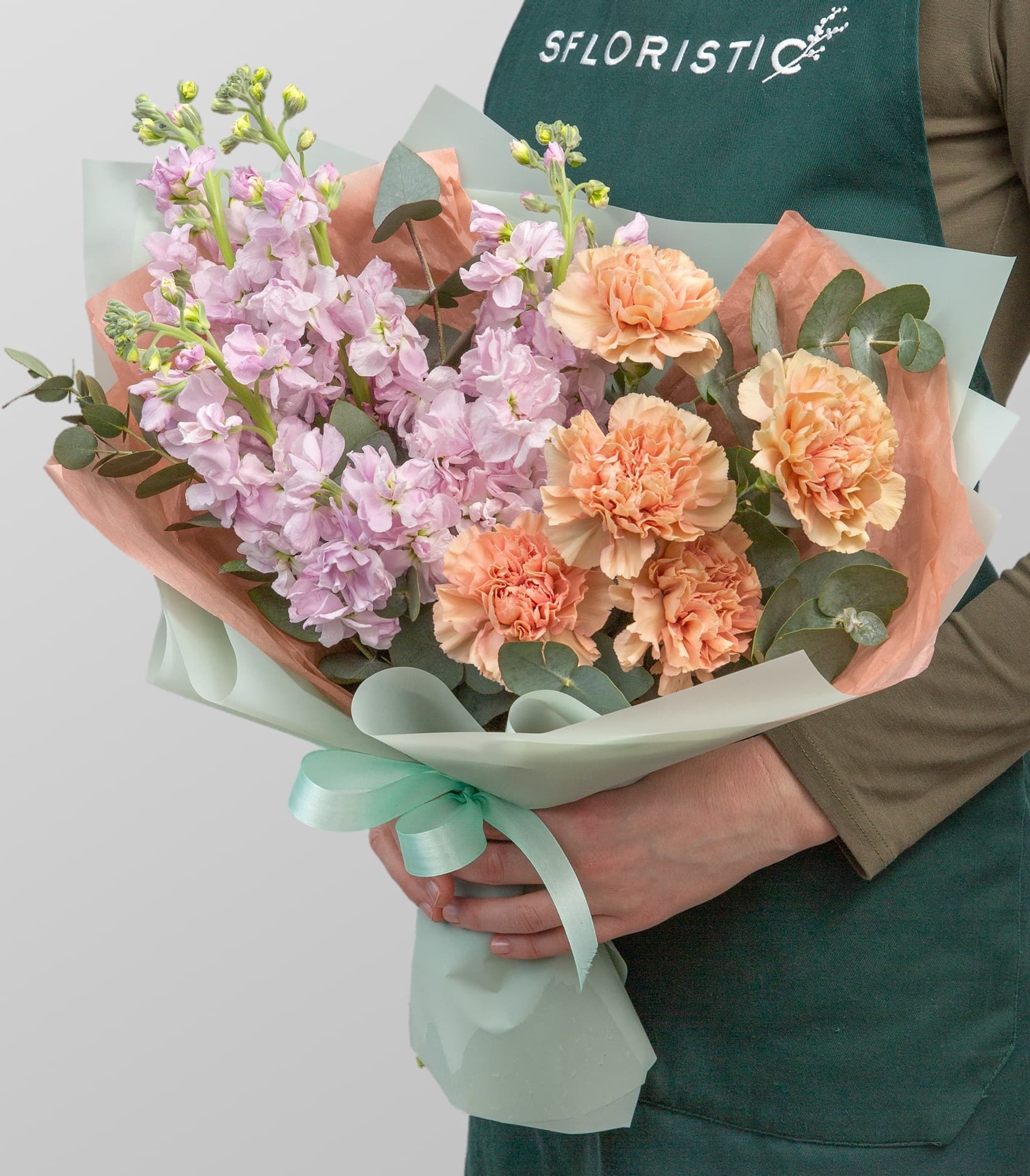 

Букет Studio Floristic измМаттиол и диантуса 11 шт 50 см Летняя свежесть фиолетовый
