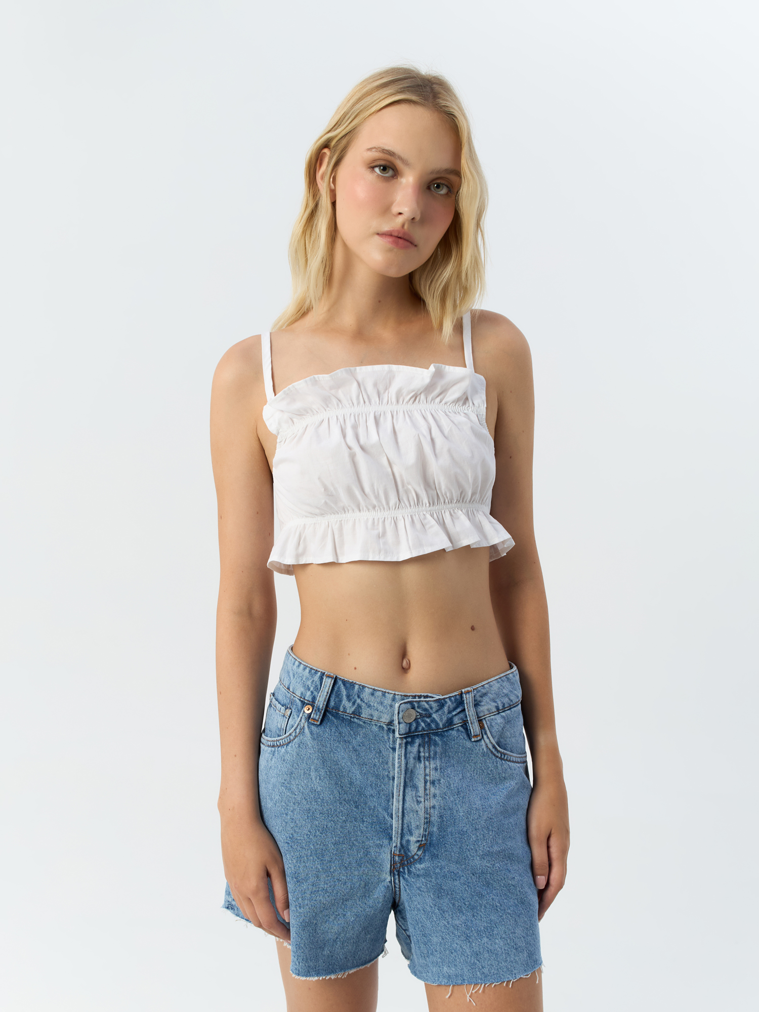 

Топ женский H&M 968554003 белый 38 EU, 9685540