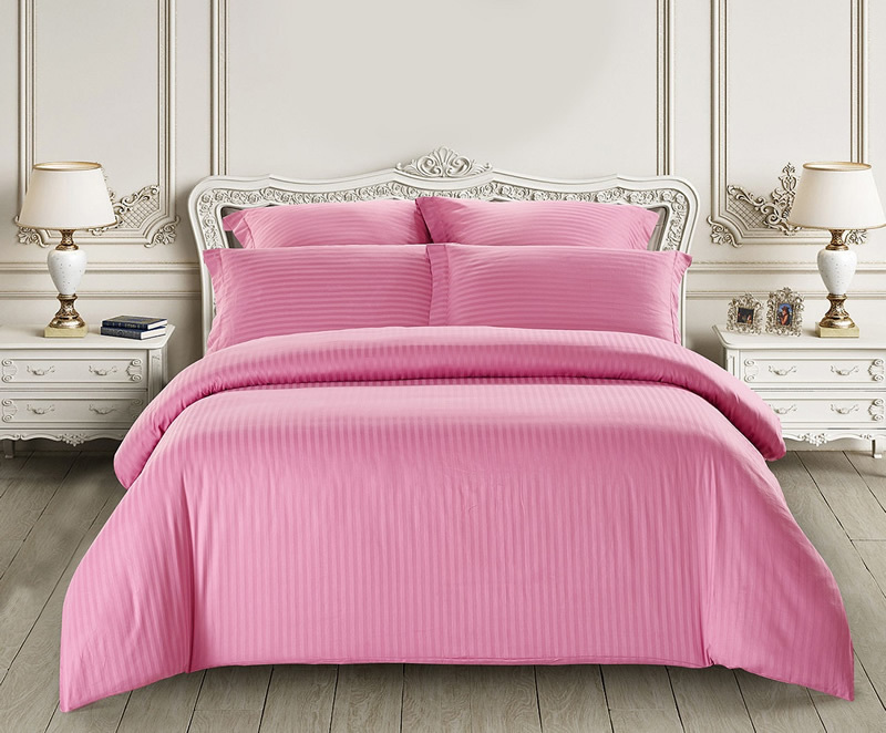 фото Постельное бельё maktex из страйп сатина 1,5 спальное розовый 1х1