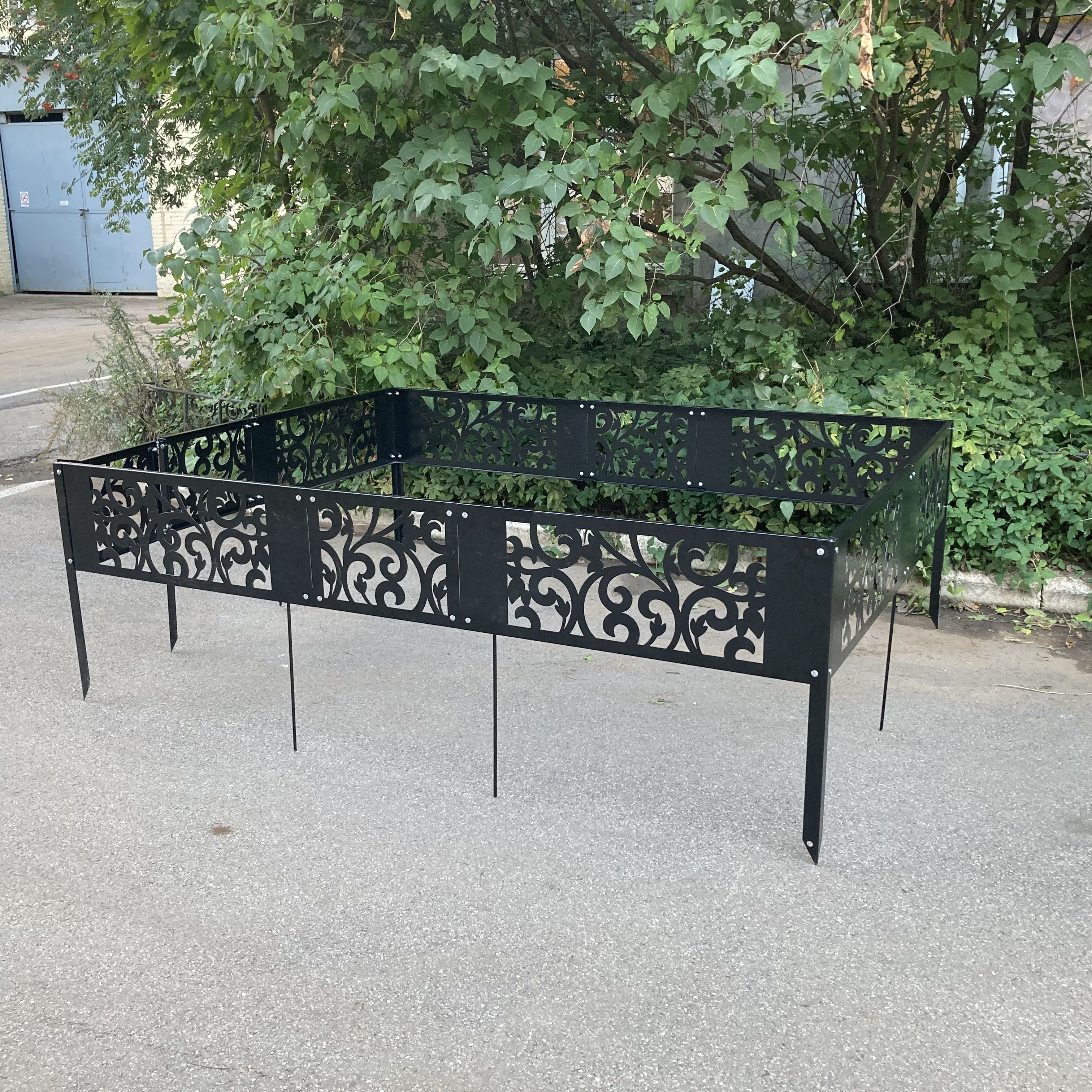 

Ограда 2х2,5 м. ритуальная, черная шагрень AR16O163957-06, Черный