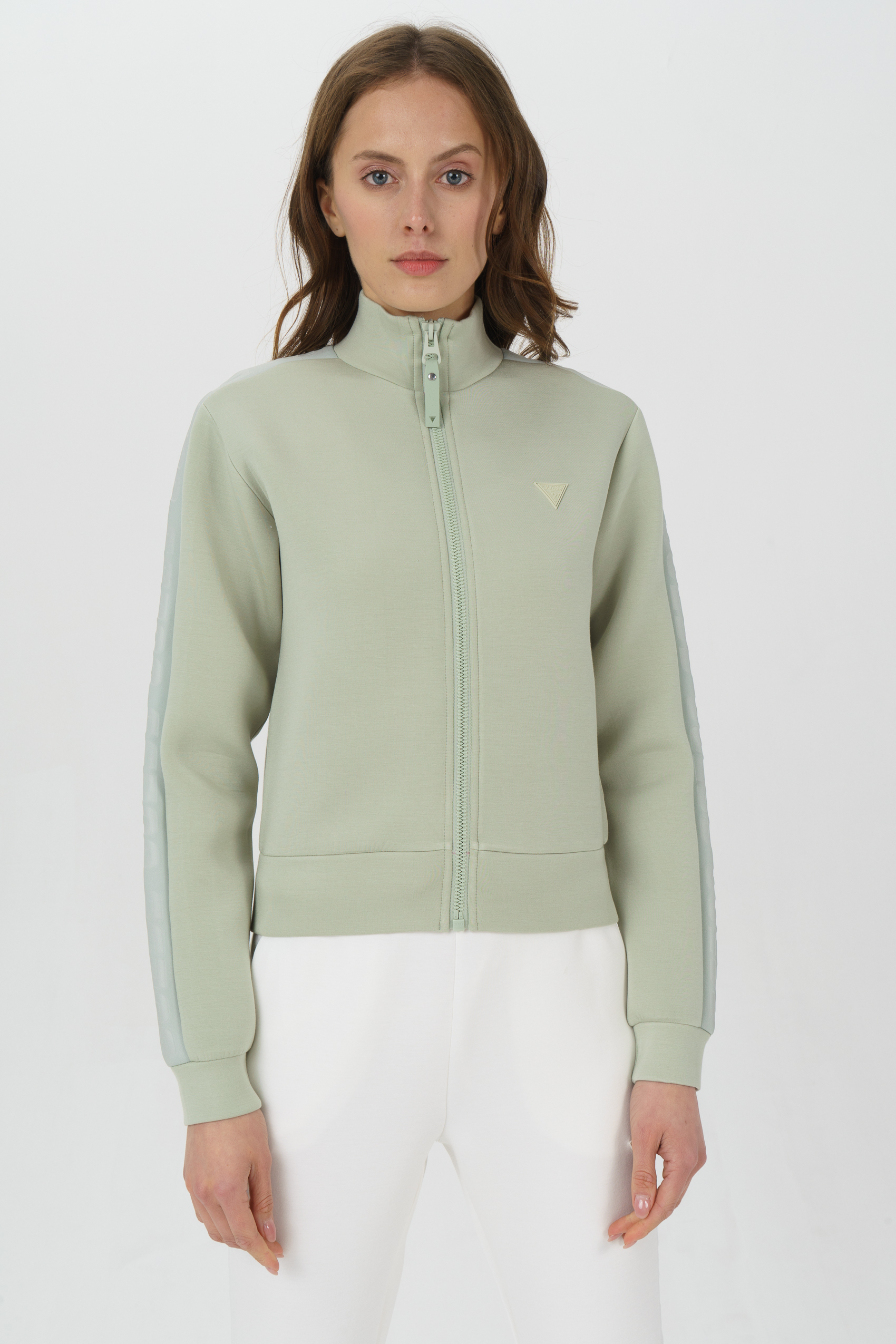 

Олимпийка женская Guess V2GQ23K7UW2G8CR зеленая 46 RU, V2GQ23K7UW2G8CR