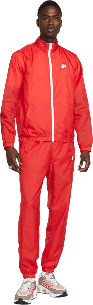 

Костюм мужской Nike M NK CLUB LND WVN TRK SUIT красный S, M NK CLUB LND WVN TRK SUIT