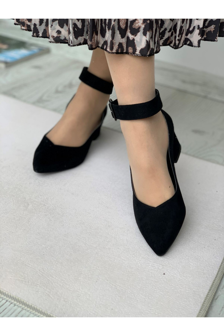 

Туфли женские Lal Shoes b704-R060 черные 37 EU (доставка из-за рубежа), b704-R060