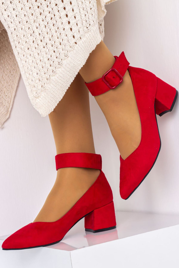 

Туфли женские Lal Shoes b704-R056 красные 38 EU (доставка из-за рубежа), b704-R056