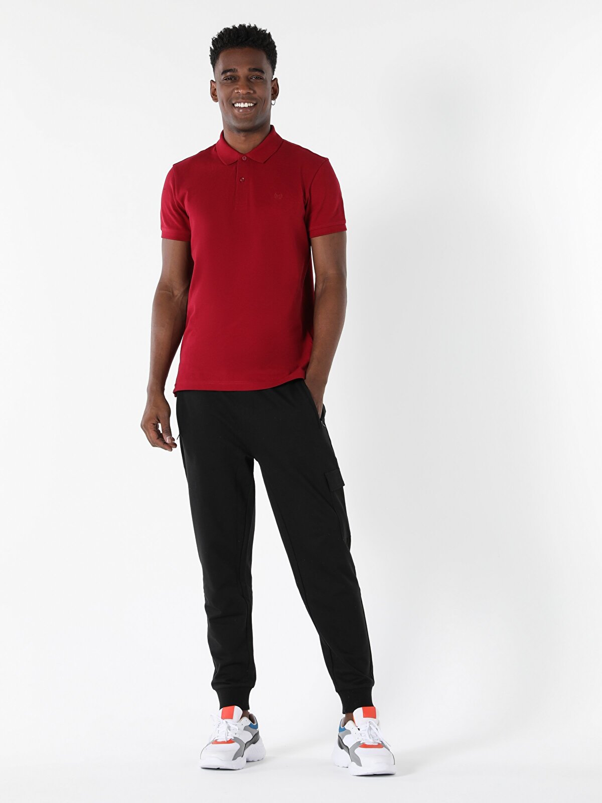 

Футболка мужская Colins CLTKTTSHM0766200_q1.v1 красная XXL, Бордовый, CLTKTTSHM0766200_q1.v1