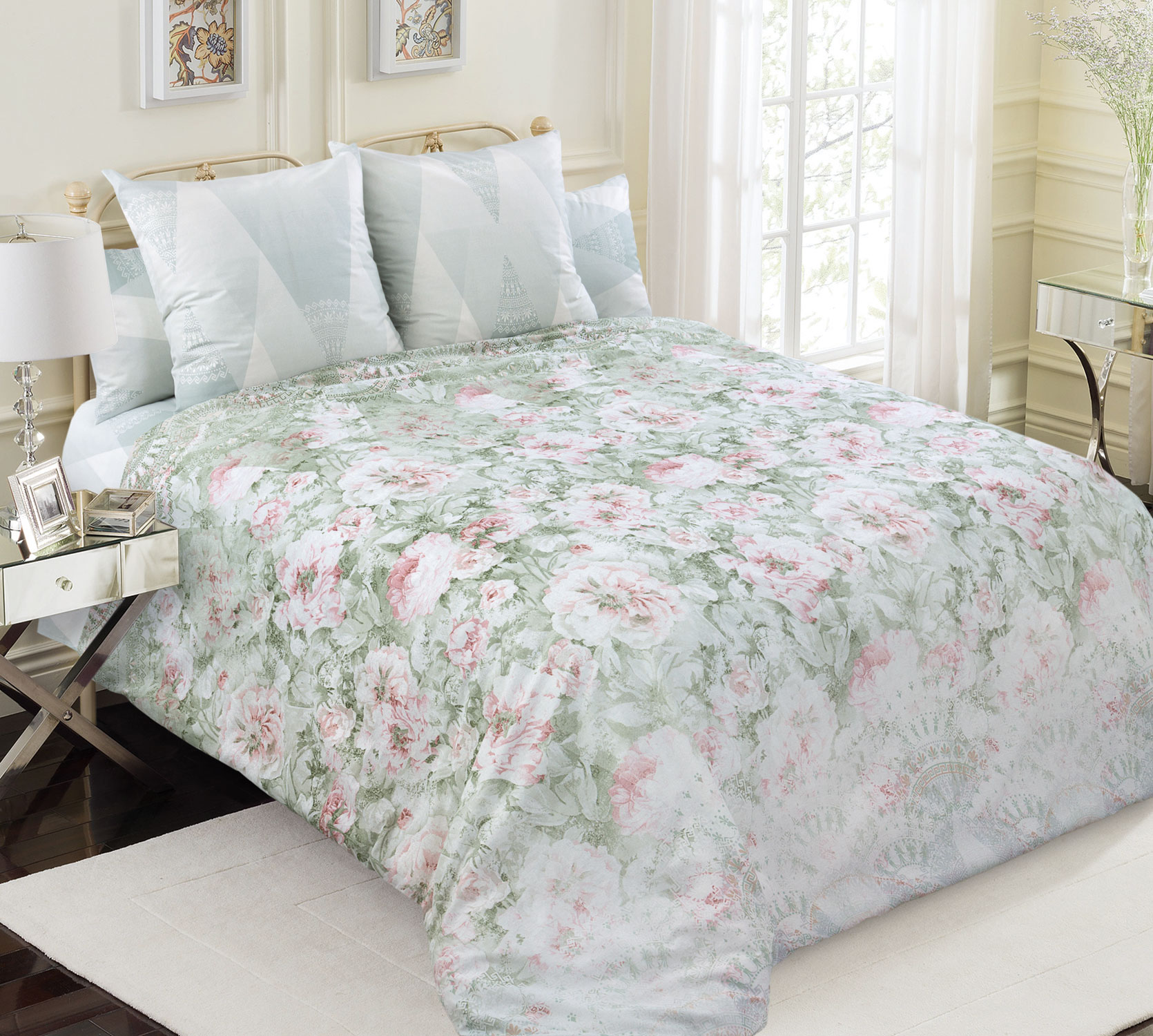 

Постельное белье Венера 1, перкаль, Семейное, наволочки 70х70, серия Цветы перкаль семей круп и сред