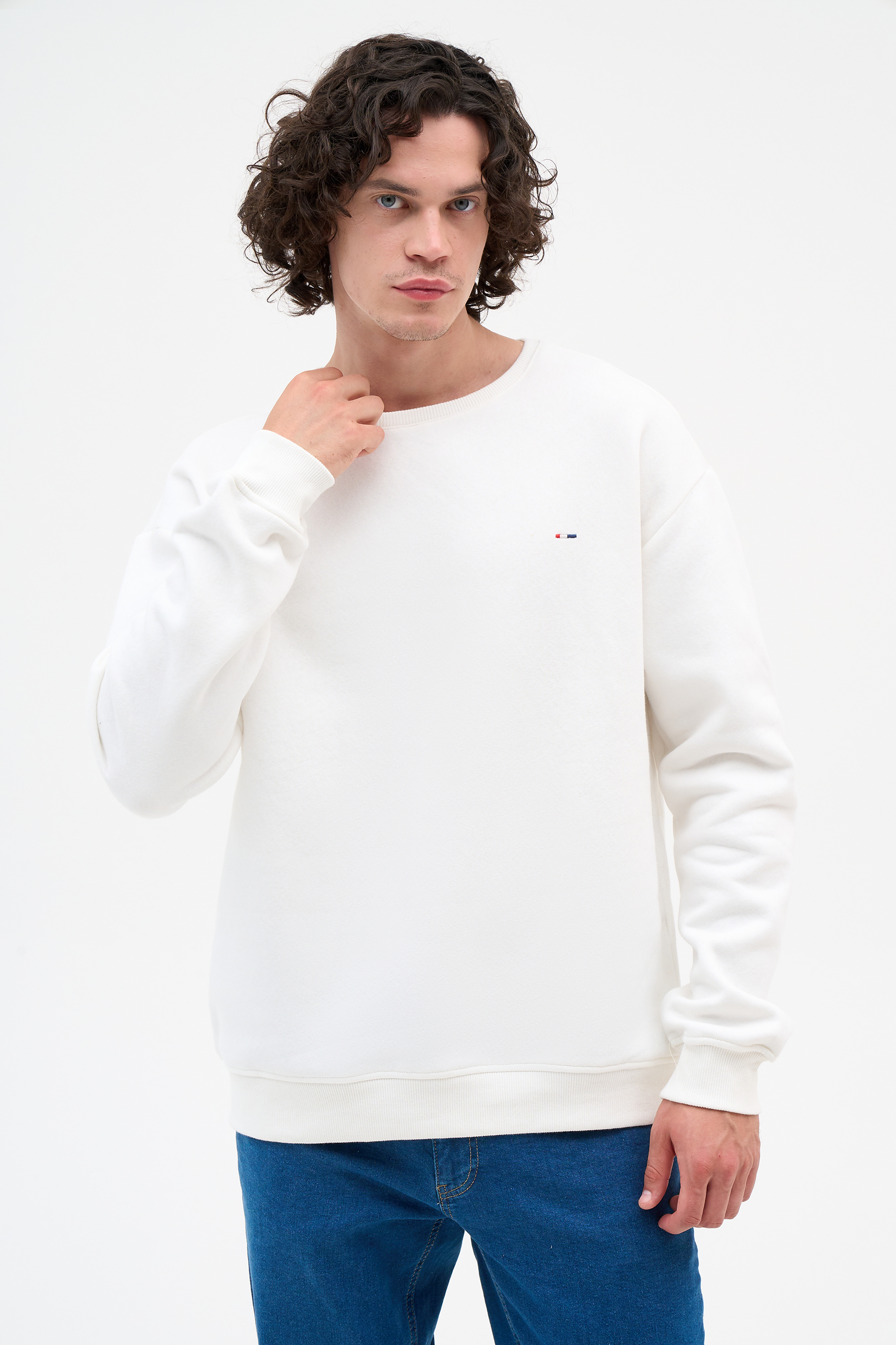 

Свитшот мужской U.S. POLO Assn. G081SZ0820ARDON-R белый 2XL, G081SZ0820ARDON-R