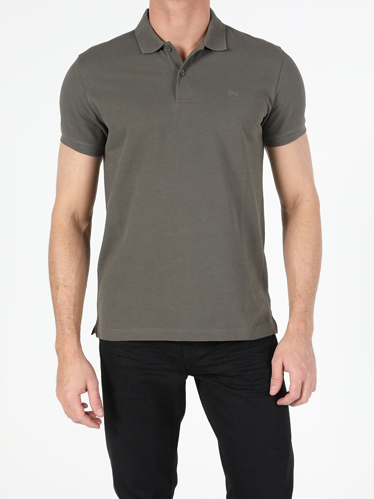 

Футболка мужская Colins CLTKTTSHM0766200_q1.v1 хаки XL, CLTKTTSHM0766200_q1.v1