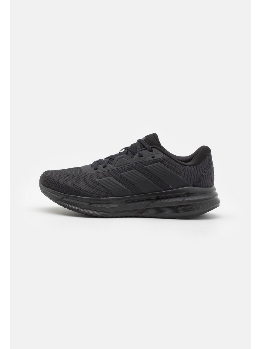 

Кроссовки мужские Adidas AD542A592 черные 48 EU, Черный, AD542A592