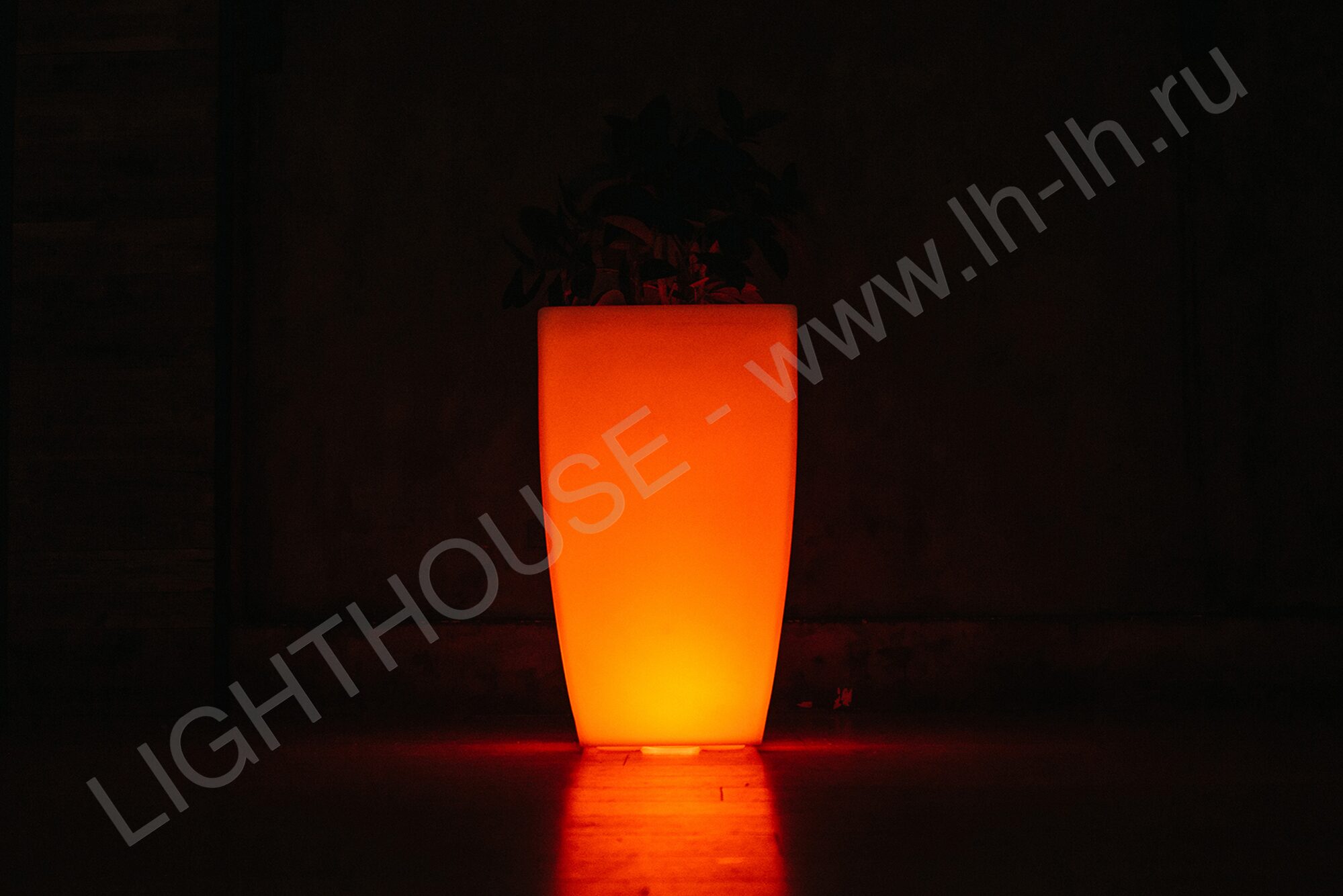 

Светящаяся LED ваза-кашпо Barvi M 220V RGB, Barvi