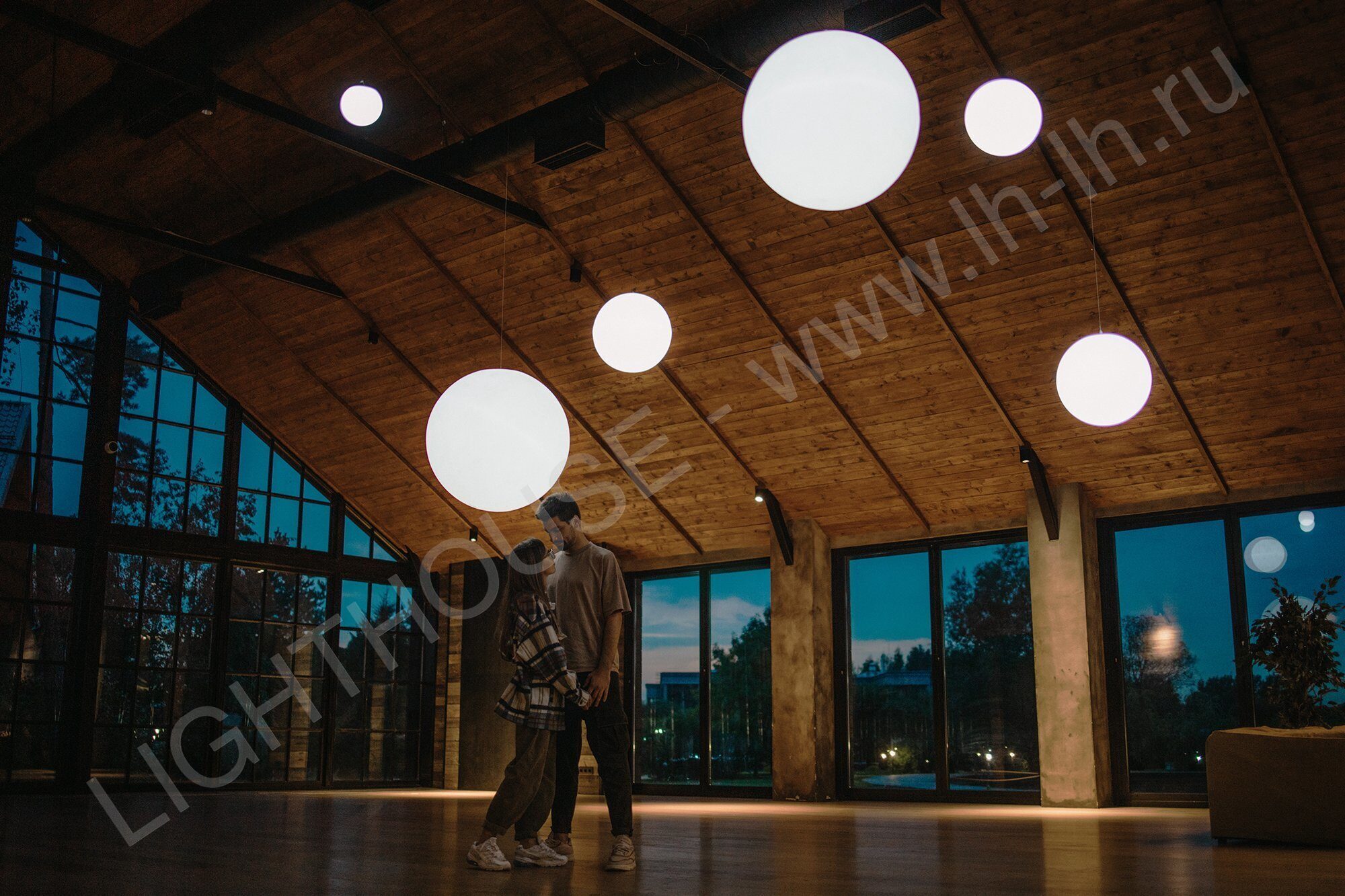 

Подвесной LED шар Moonlight 60 см 220V White