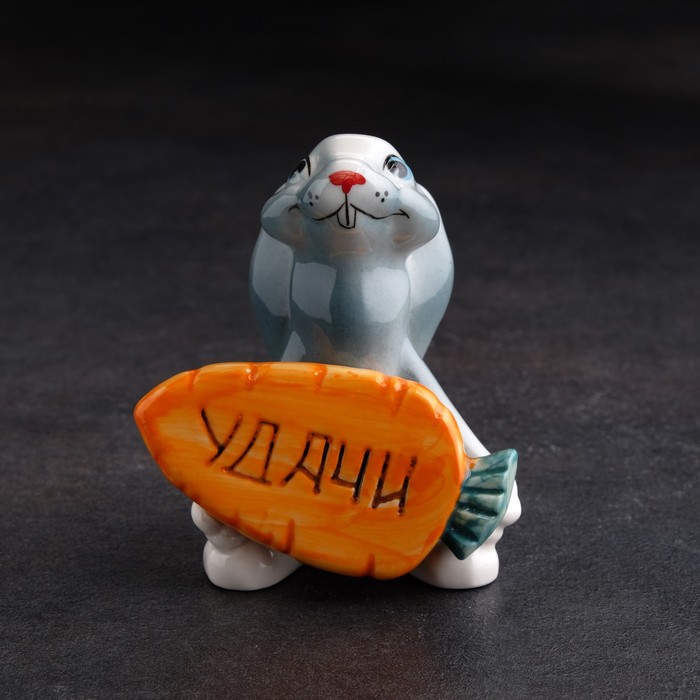 

Сувенир "Кролик с Морковкой Удачи", фарфор, 9 см