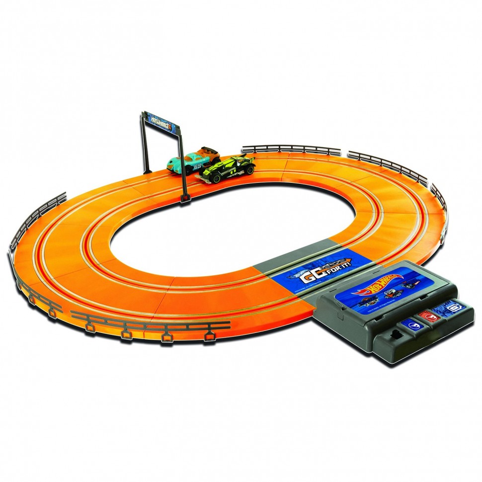 

Набор с треком Hot Wheels 170см 83115