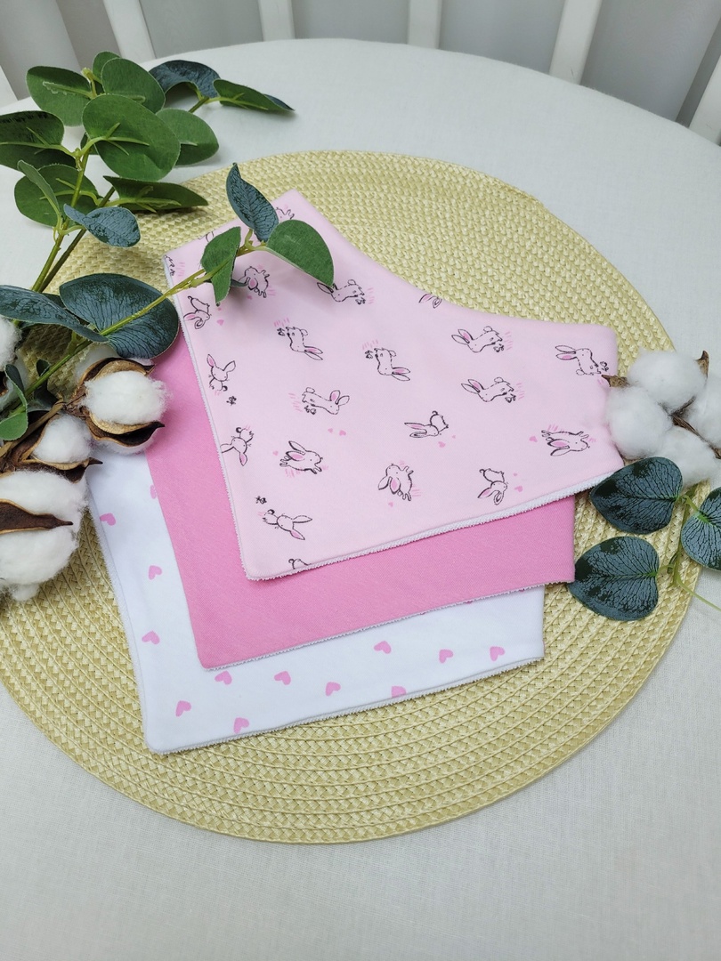 Нагрудники непромокаемые Кролики с розовыми сердечками 3шт