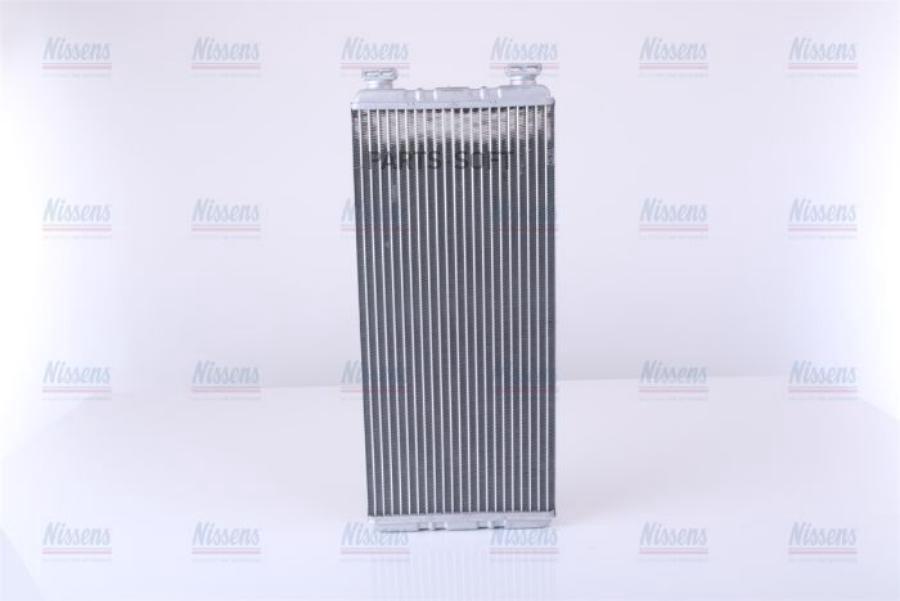 

Радиатор отопителя Nissens 72055