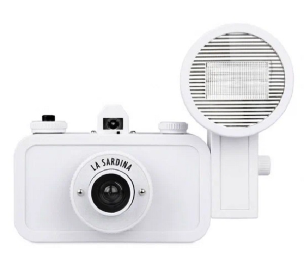 

Плёночный фотоаппарат Lomography La Sardina - Do Yourself Edition