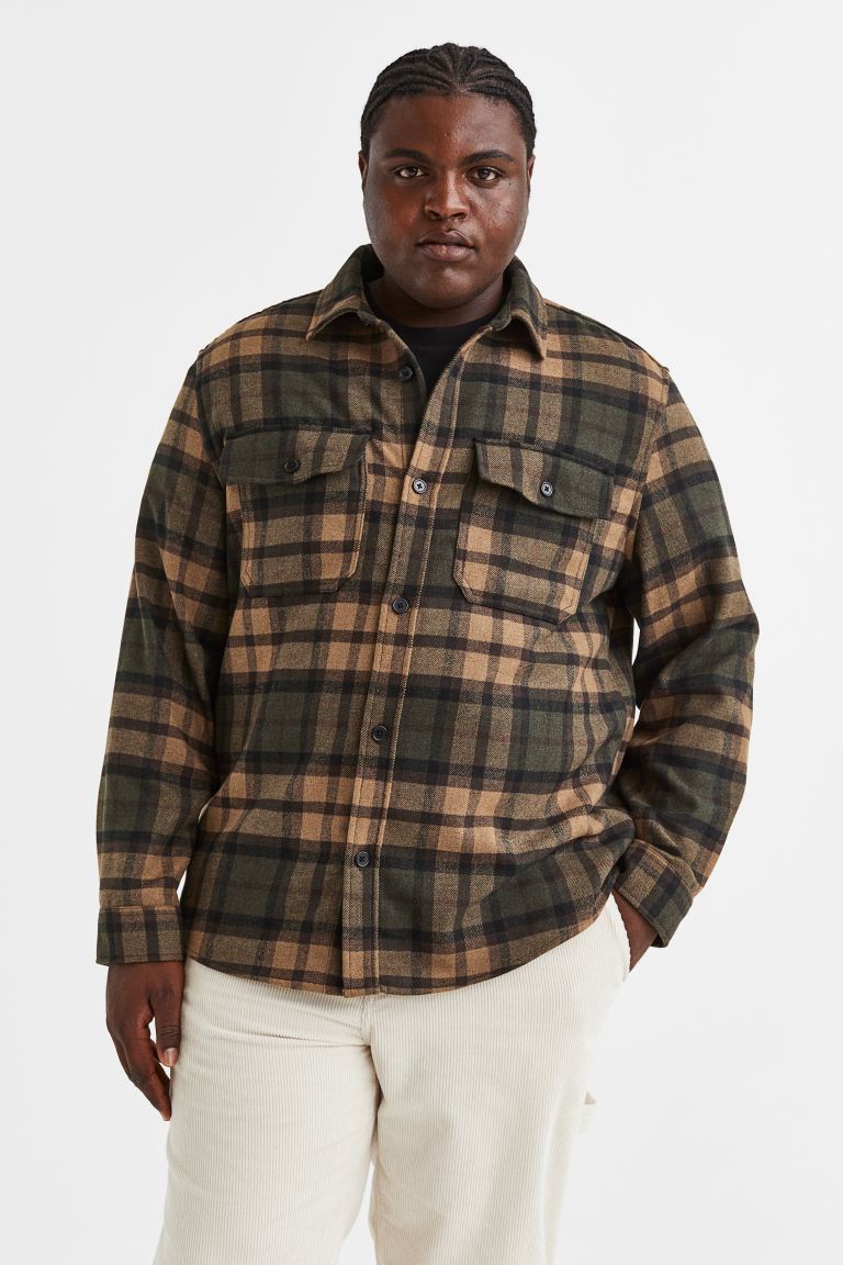 

Рубашка мужская H&M 0875217033 хаки XL (доставка из-за рубежа), 0875217033