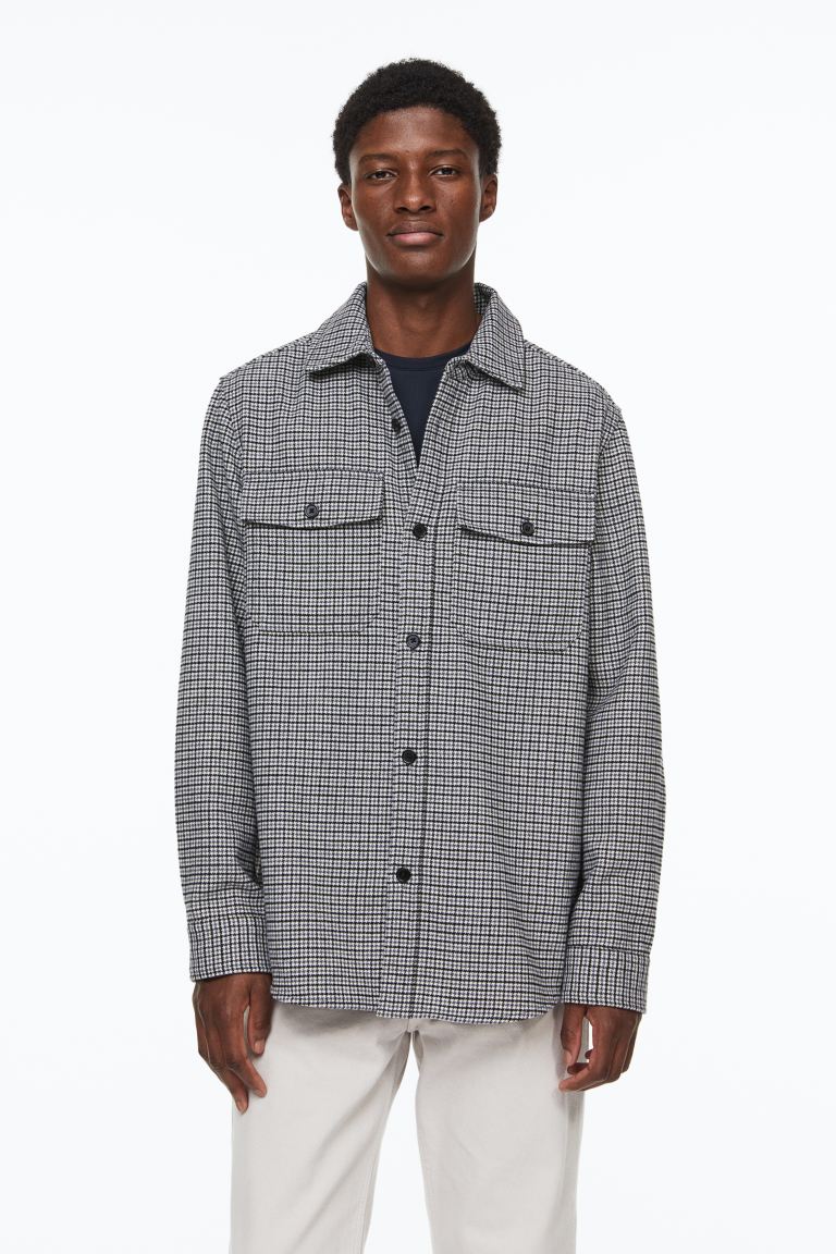 

Рубашка мужская H&M 0875217042 серая 2XL (доставка из-за рубежа), Серый, 0875217042