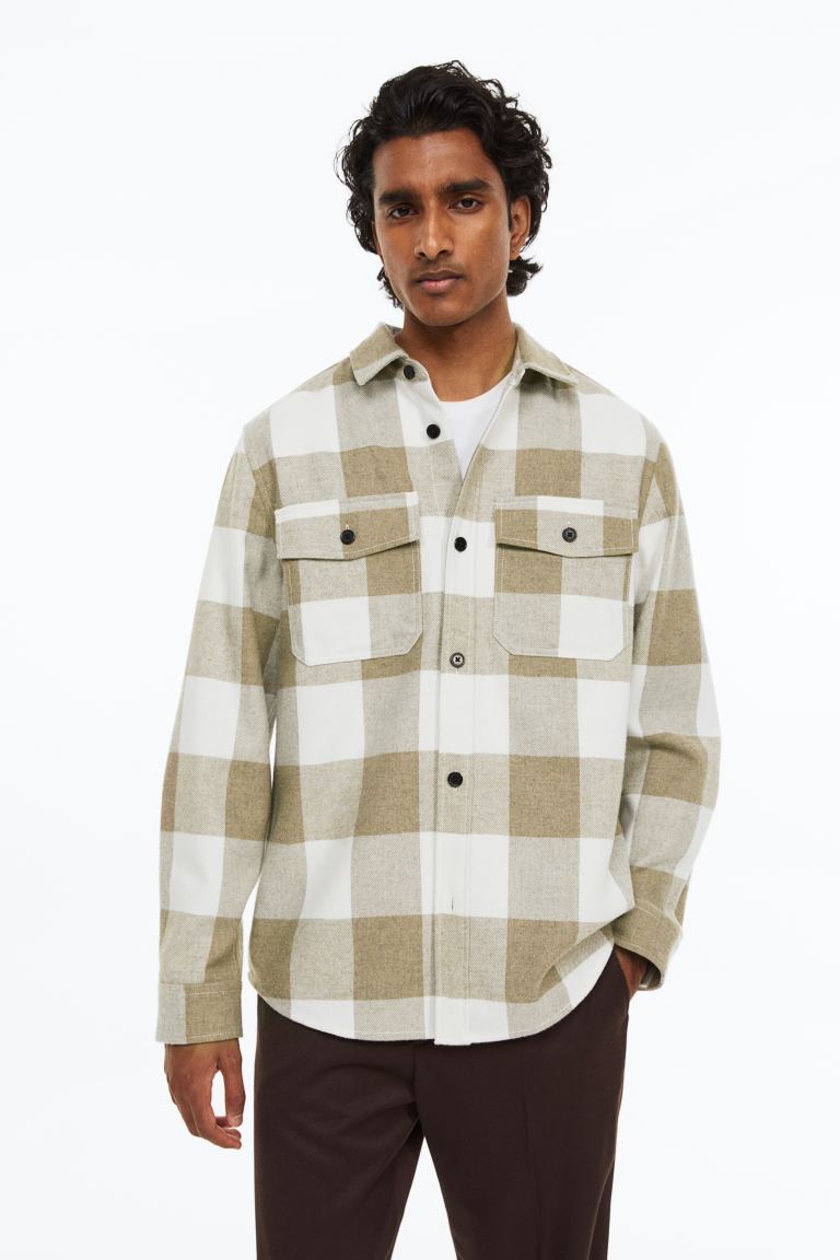 

Рубашка мужская H&M 0875217050 бежевая 2XL (доставка из-за рубежа), Бежевый, 0875217050