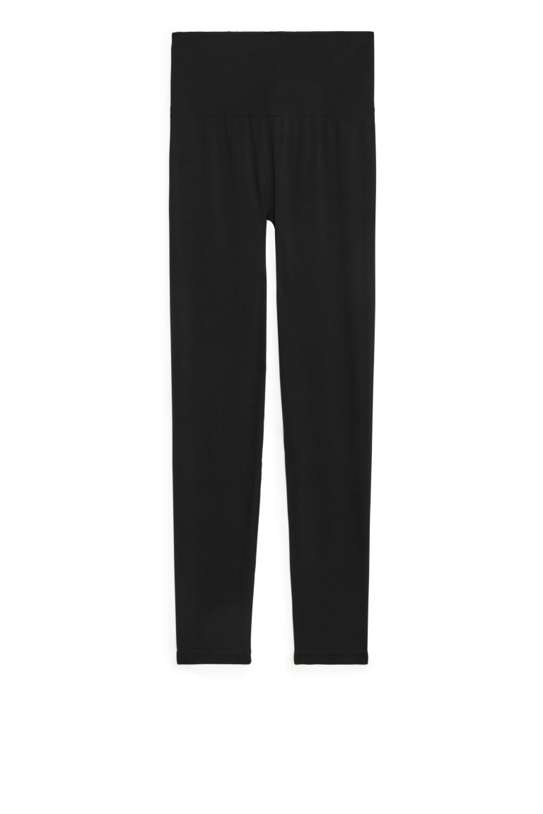 

Леггинсы женские ARKET 0878746001 черные XS (доставка из-за рубежа), Черный, 0878746001