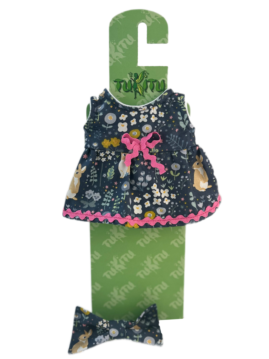Комплект одежды для кукол и пупсов TuKiTu 26-30 см: Платье Зайчики на синем, бант, 96