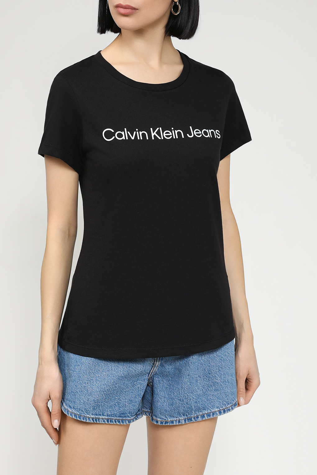

Футболка женская Calvin Klein Jeans J20J220253 черная XL, Черный, J20J220253