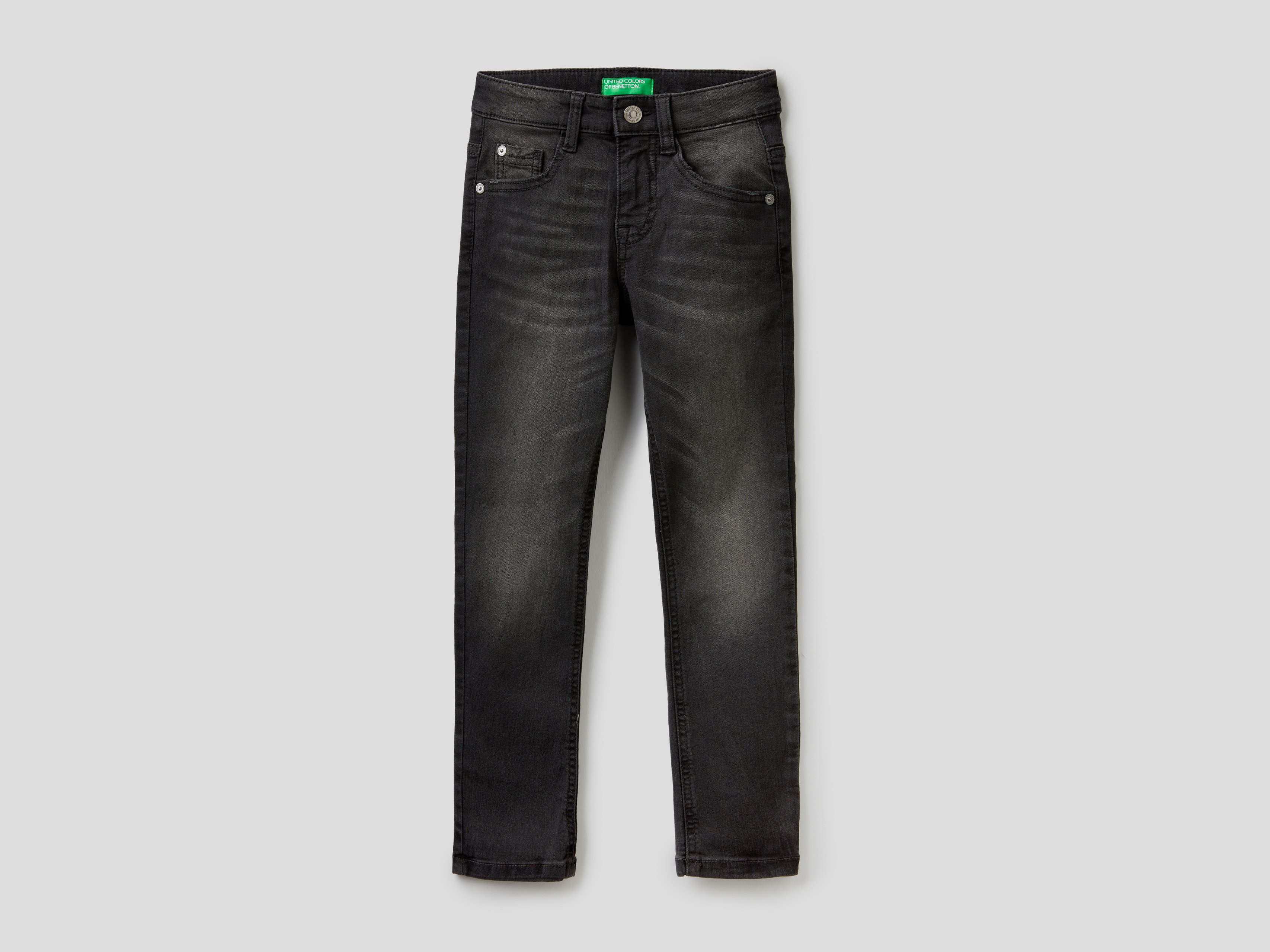 фото Джинсы для мальчиков benetton цв. черный р.128 united colors of benetton