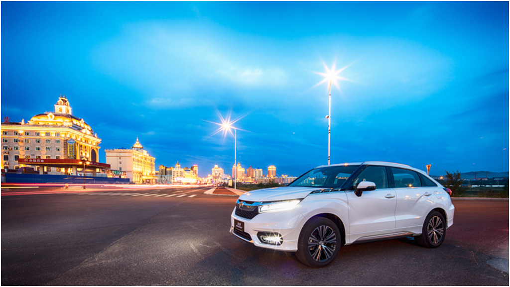 

Картина на холсте с подрамником ХитАрт Белая Honda 60x35 см, 847