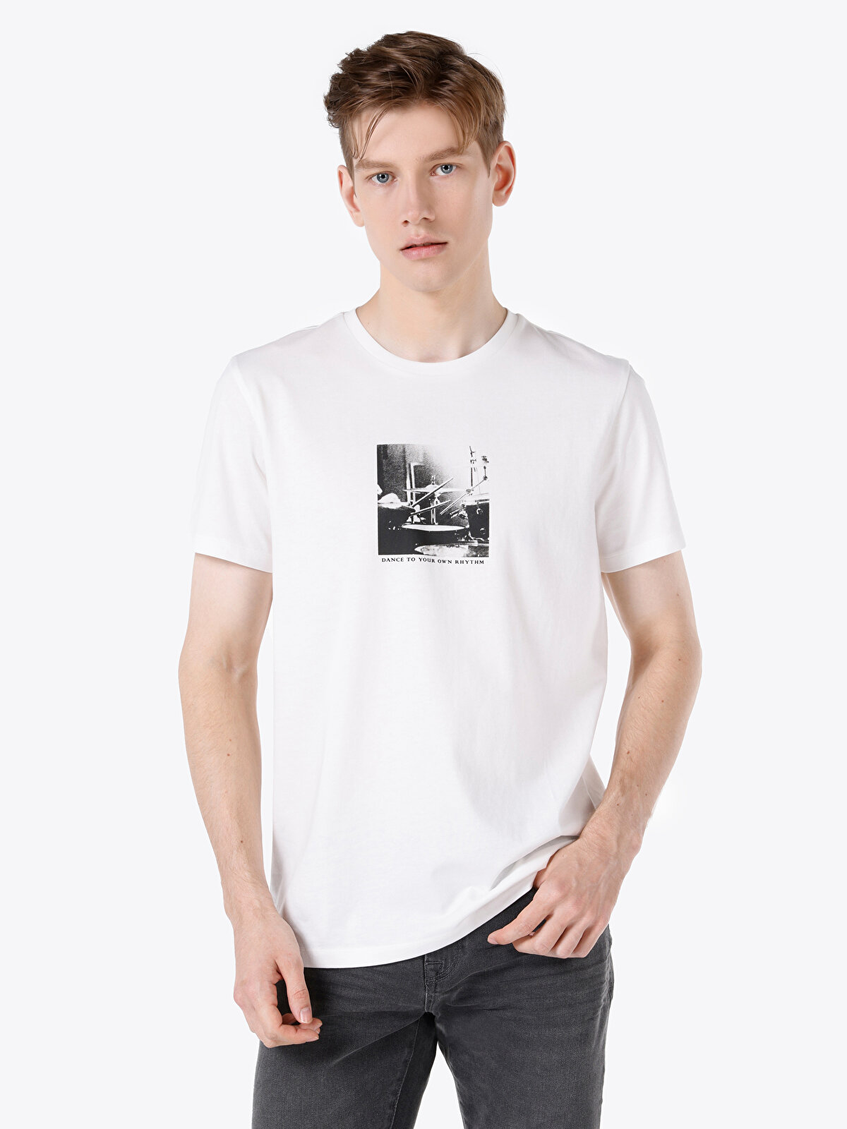 

Футболка мужская Colin's CL1068523 белая S, Белый, CL1068523
