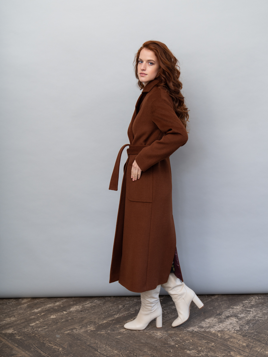 

Пальто женское Aylin Stories AS55m1 коричневое 48 RU, AS55m1