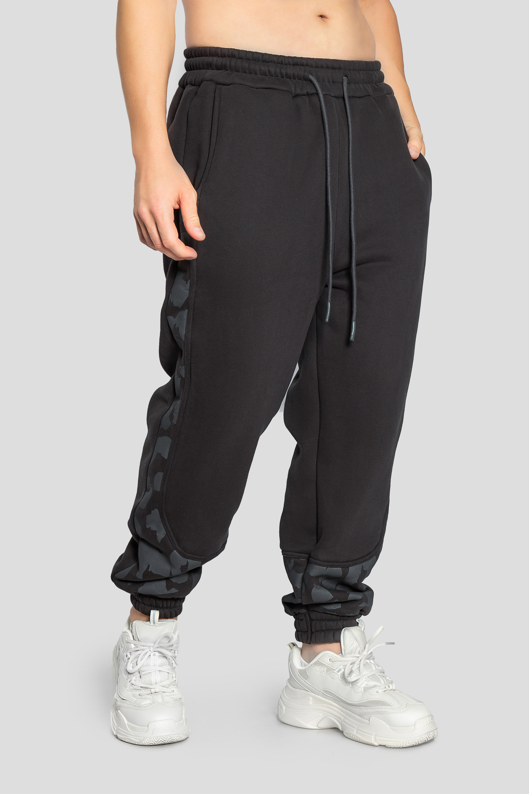 

Спортивные брюки мужские BATSON LEO черные XL, LEO