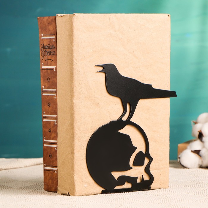 фото Ограничитель-подставка для книг "ворон на черепе" черный, 1шт хорошие сувениры