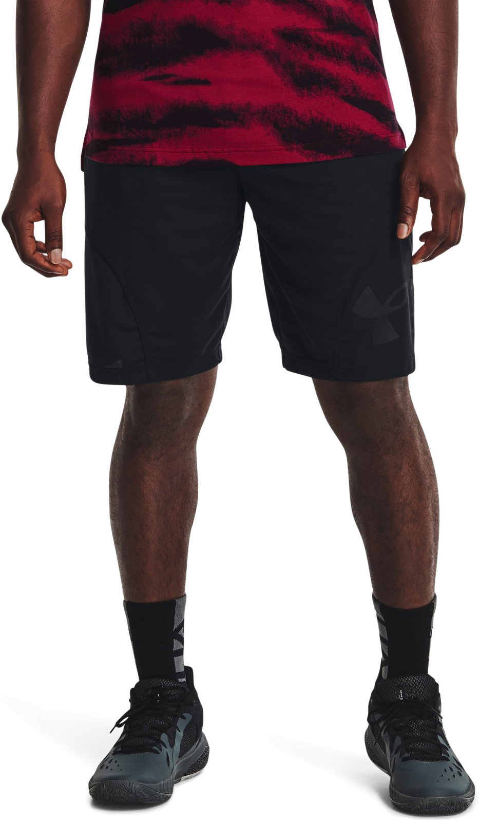 Спортивные шорты мужские Under Armour UA PERIMETER 11'' SHORT черные MD