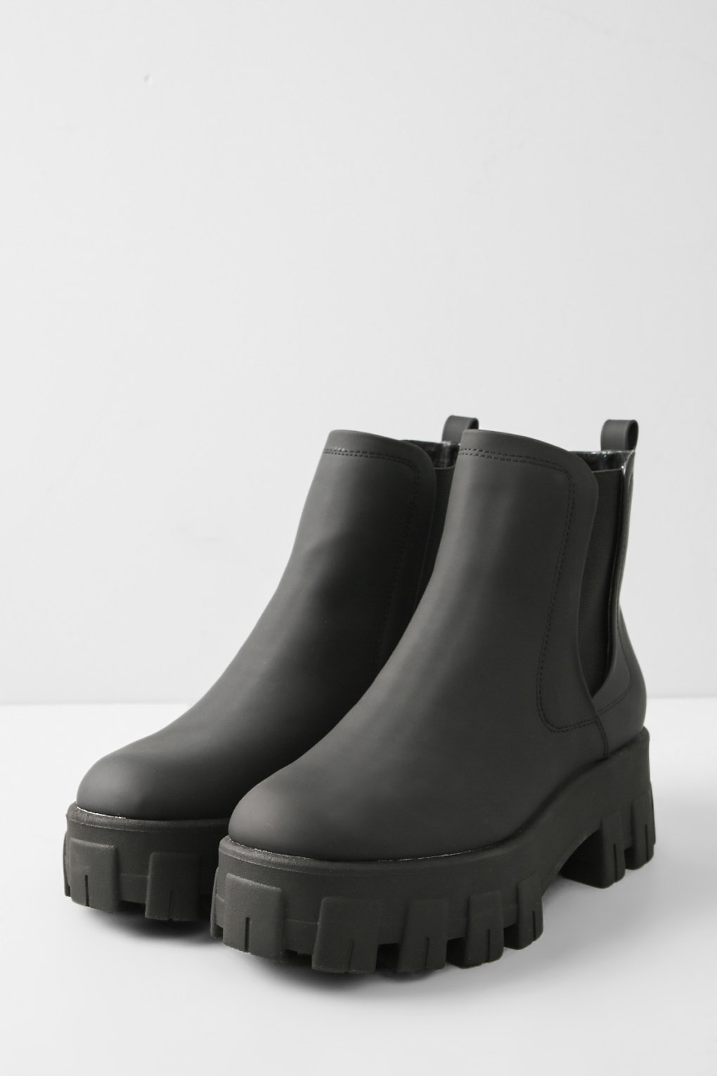 

Ботинки женские Guess FL7VAE ELE10 черные 36 EU, Черный, FL7VAE ELE10