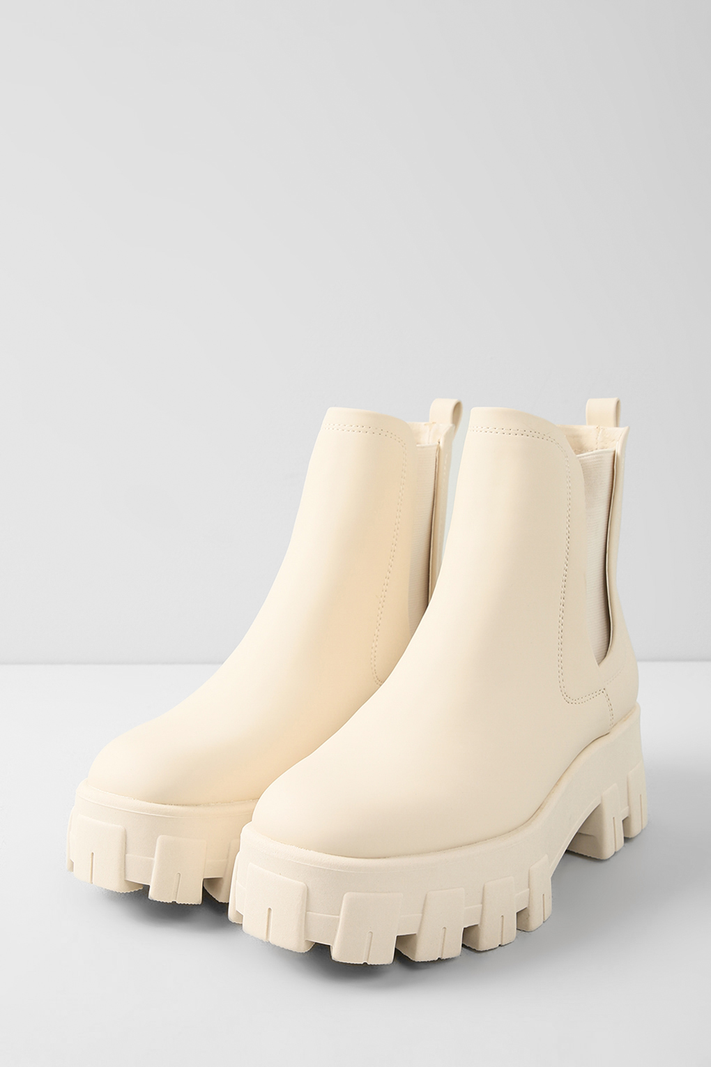 

Ботинки женские Guess FL7VAE ELE10 бежевые 40 EU, Бежевый, FL7VAE ELE10
