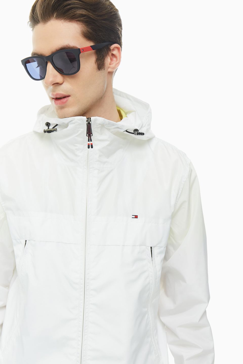 

Ветровка мужская Tommy Hilfiger MW0MW12216 YBR белая M, Белый, MW0MW12216 YBR