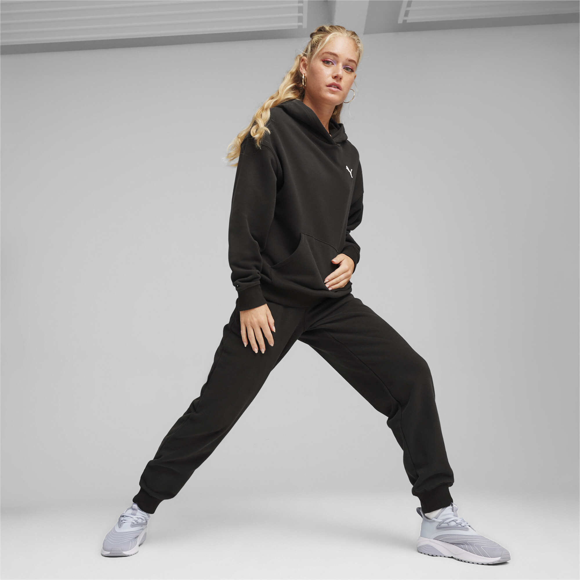 Костюм женский PUMA Loungewear Suit TR черный L