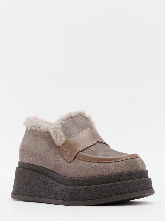 

Лоферы женские Giovanni Fabiani Trend W24TR164 серые 39 EU, Серый, W24TR164