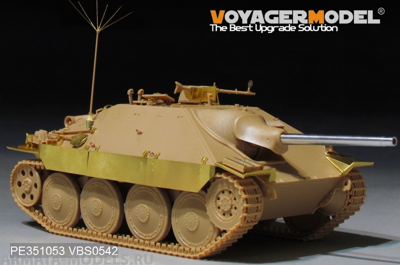 

PE351053A WWII German Sd.Kfz.138/2 Hetzer Tank Destroyer Late VersionB ver include Gun Bar