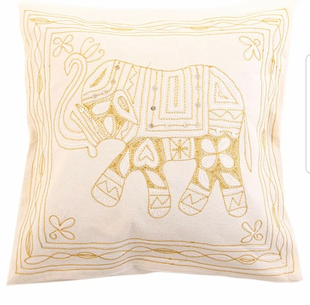 фото Наволочка с вышивкой для декоративной подушки " слон2" 40* 40см., молочная, индия arloni