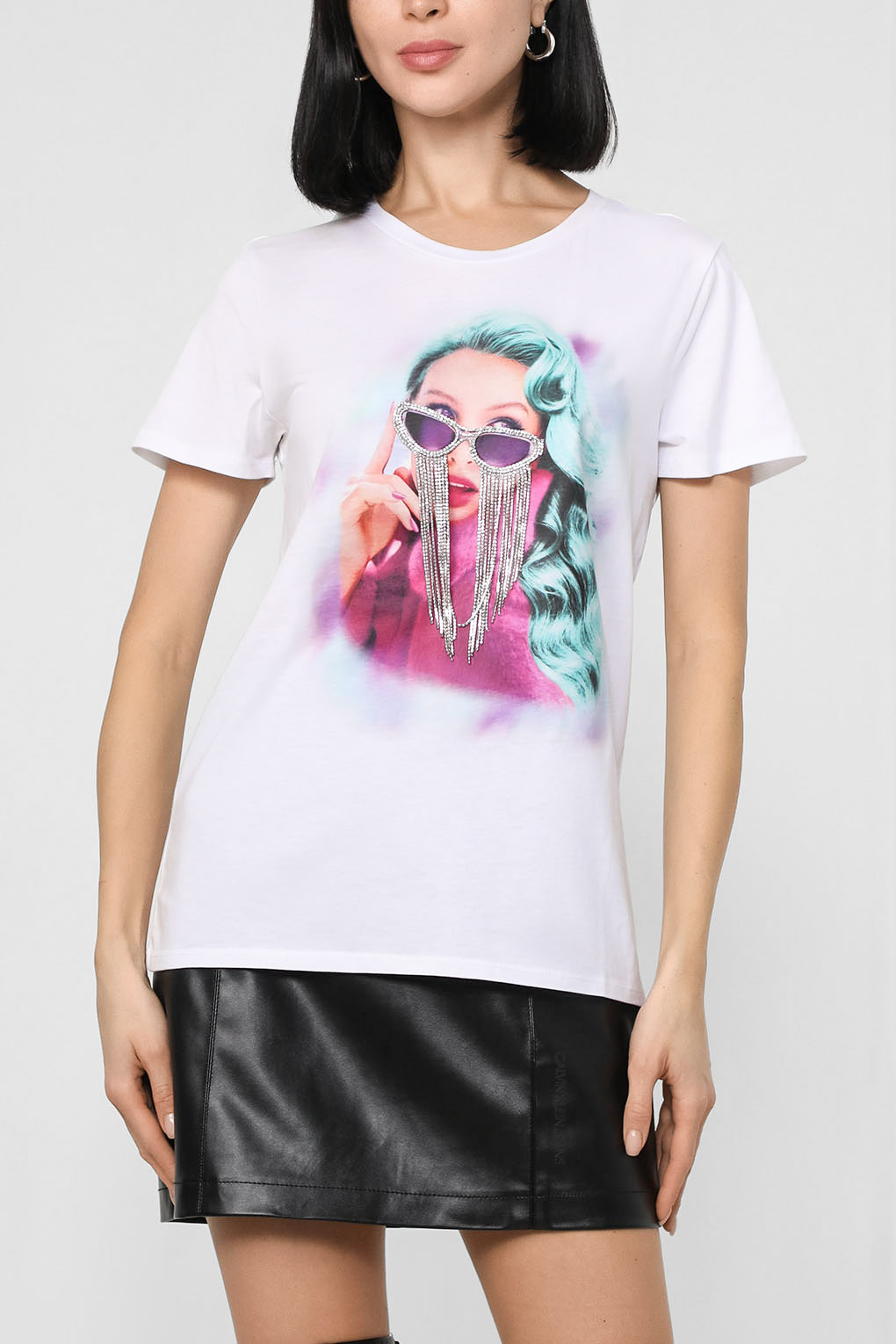 

Футболка женская Guess Jeans W2BI35 K9RM4 белая L, W2BI35 K9RM4